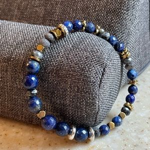 Grace & Heart Deep Blue Stretch Bracelet